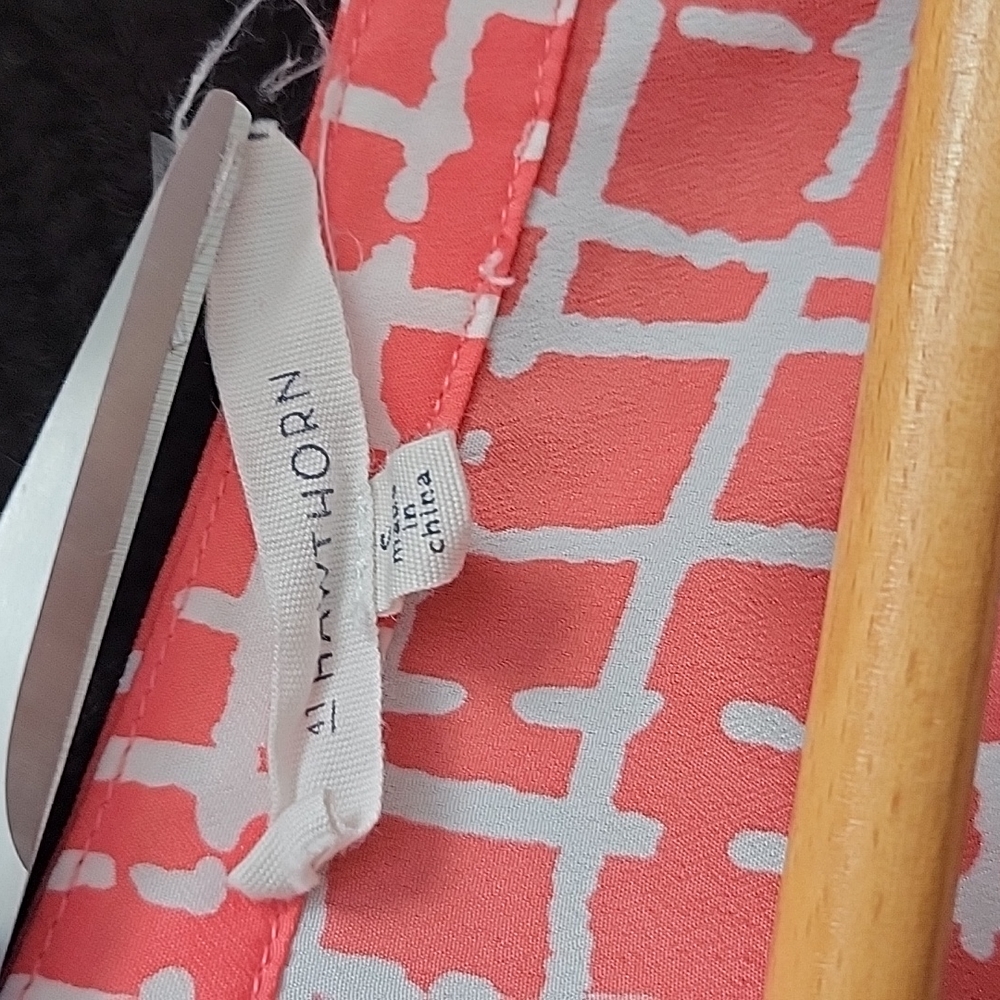 41 Hawthorne Orange Geometric Blouse - Small - Picture 7 of 8